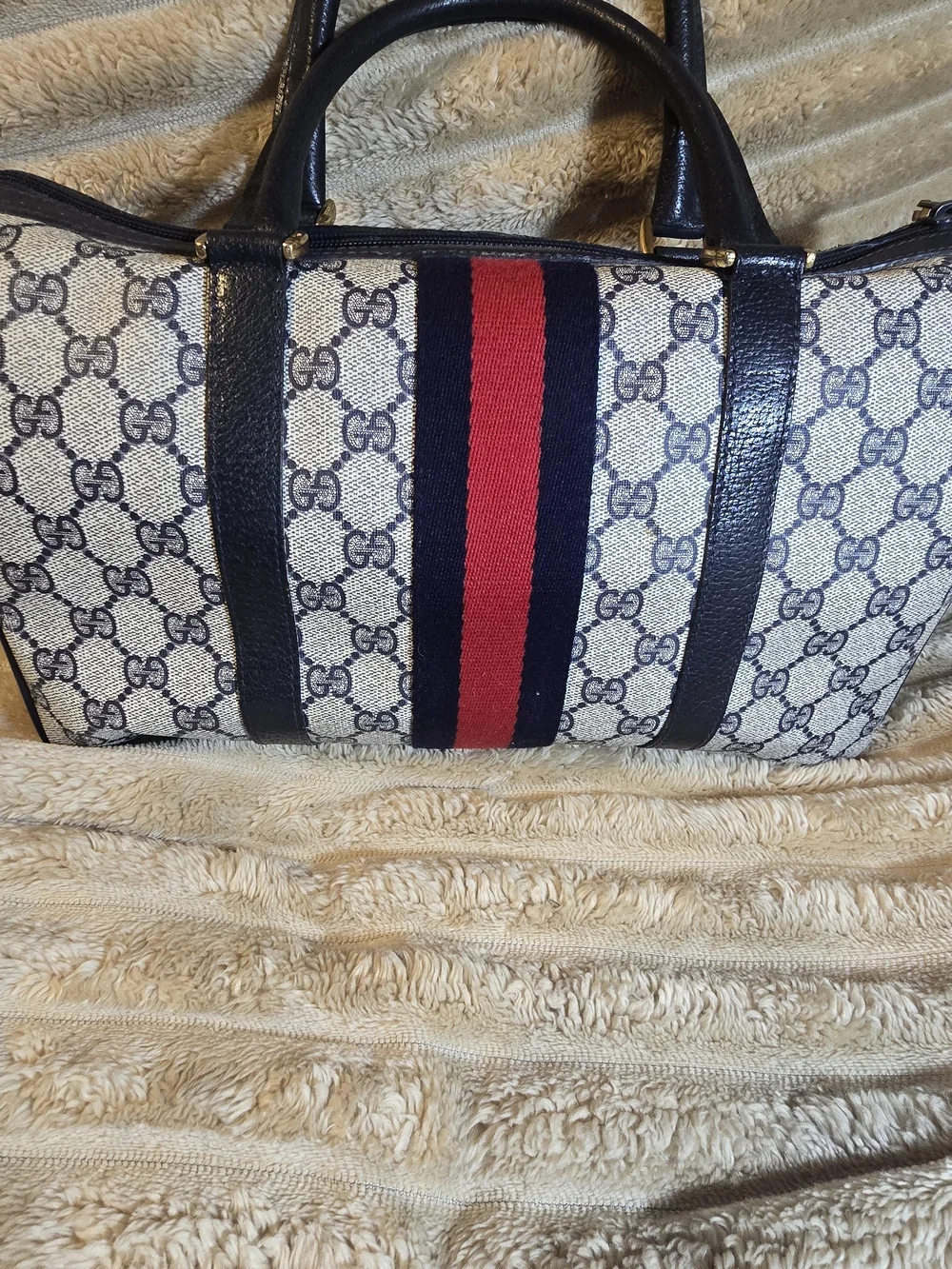 Authentic Vintage Gucci GG Supreme Navy Web Sherry Line Boston Bag